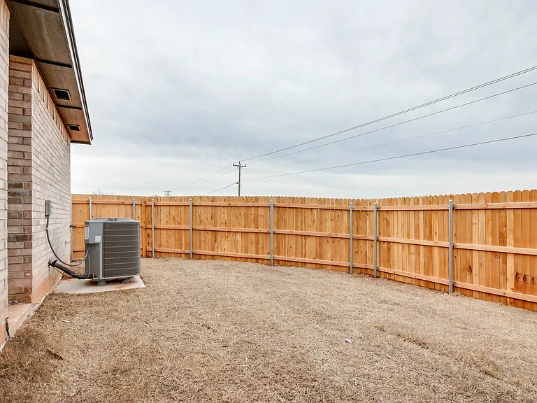 13517&13521 Calli Ct — Photo 40