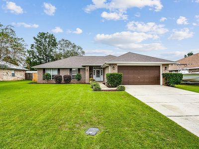 3698 Berrypatch Ln, Pace, FL, 32571