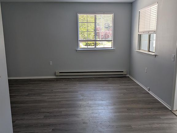 5th image of 31D Easton Dr
