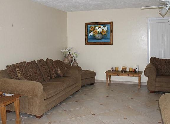 4th image of 461 SW Peach Street