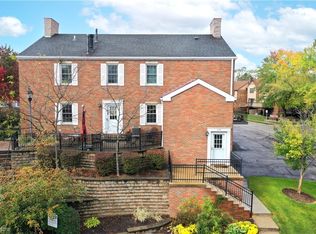 2328 Riverfront Pkwy, Cuyahoga Falls, OH 44221