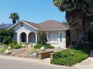 410 Summit St, Port Isabel, TX 78578