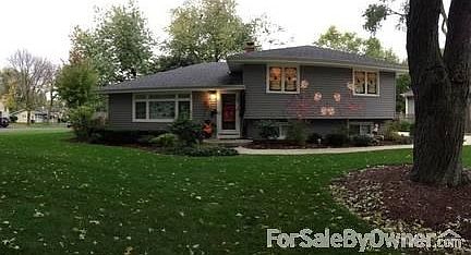 North Side of House : Ohio Street Side