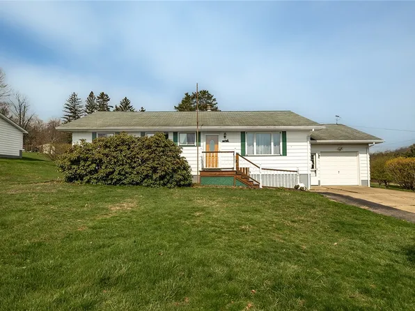 287 Chestnut St, Saint Petersburg, PA 16054