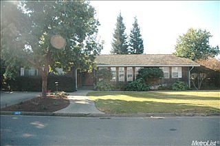 2nd image of 9805 Black Oak Ct