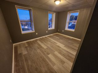 2002 N 1st Ave, Whitehall, PA 18052