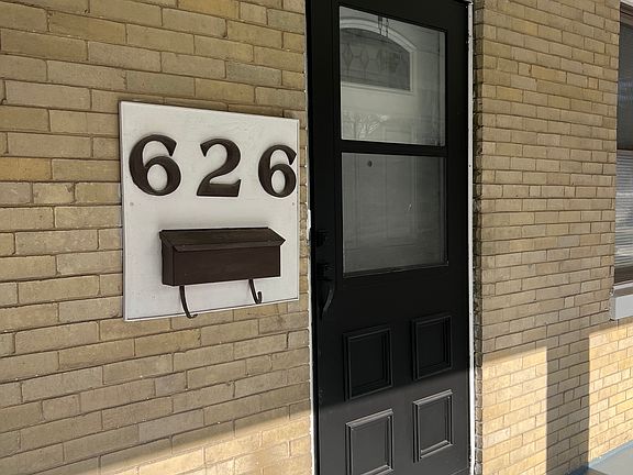 4th image of 626 Greenwood Ave