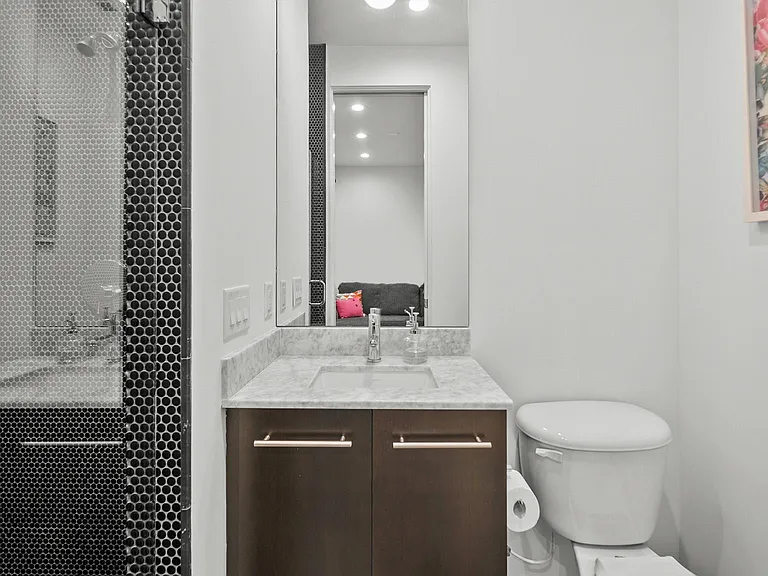 4302 Rose St — Photo 22