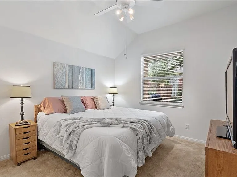 2101 Aaron Ross Way — Photo 25
