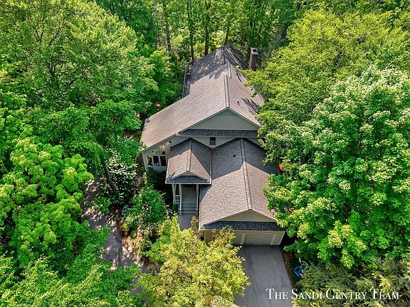 2nd image of 8985 Lakeshore Dr