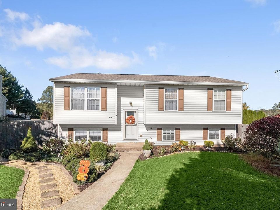 1st image of 3324 Sutton Ct