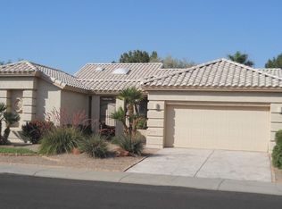 5653 S Amberwood Dr, Chandler, AZ 85248