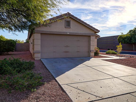 3rd image of 16677 W Sandra Ln