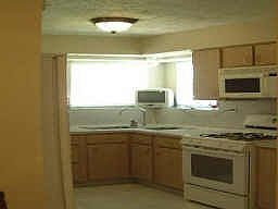 3rd image of 3815 Buckhurst Dr