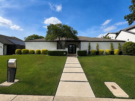2nd image of 16923 Park Hill Dr
