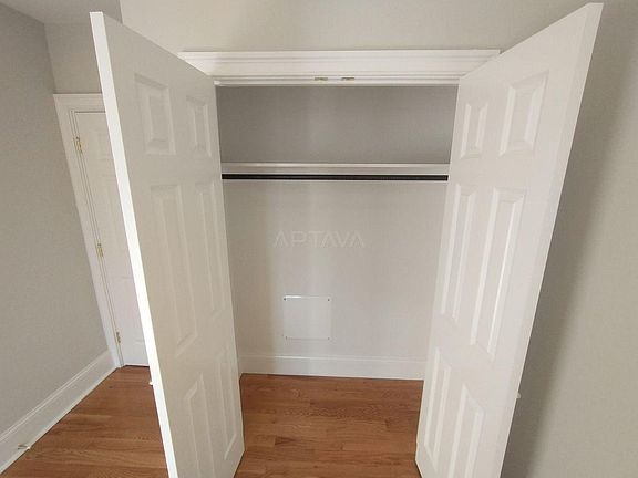 3rd image of 105 Morse St