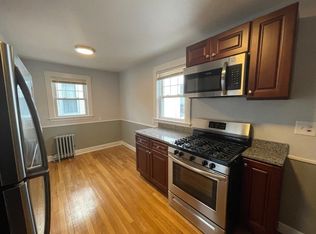 61 Glover Ave #A, Quincy, MA 02171