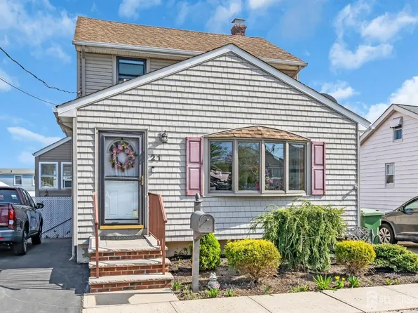 21 Luke St, South Amboy, NJ 08879
