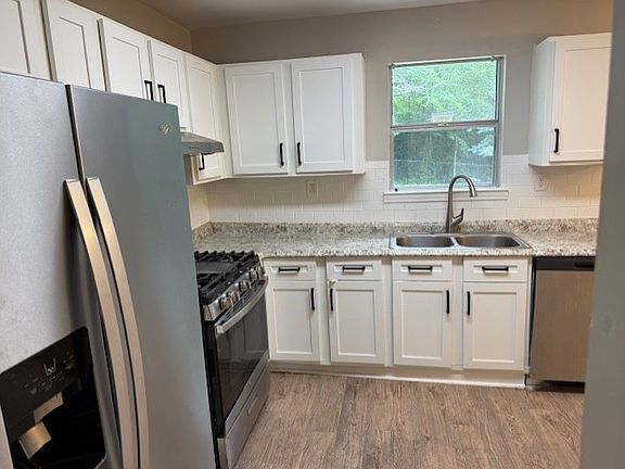 3rd image of 1152 Redwol Dr