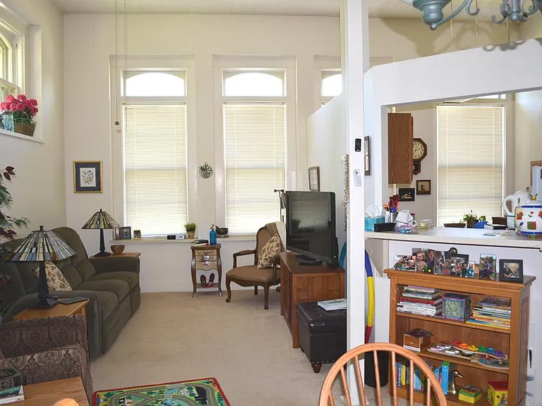 400 Garfield St #3 — Photo 4