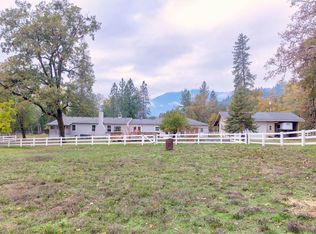 3384 E Evans Creek Rd, Rogue River, OR 97537