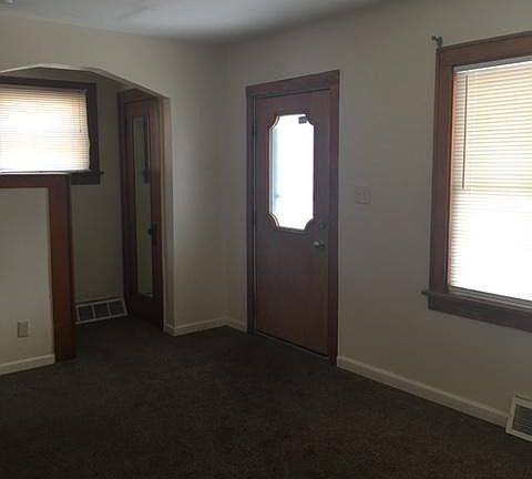 2nd image of 1729 Shaw Ave