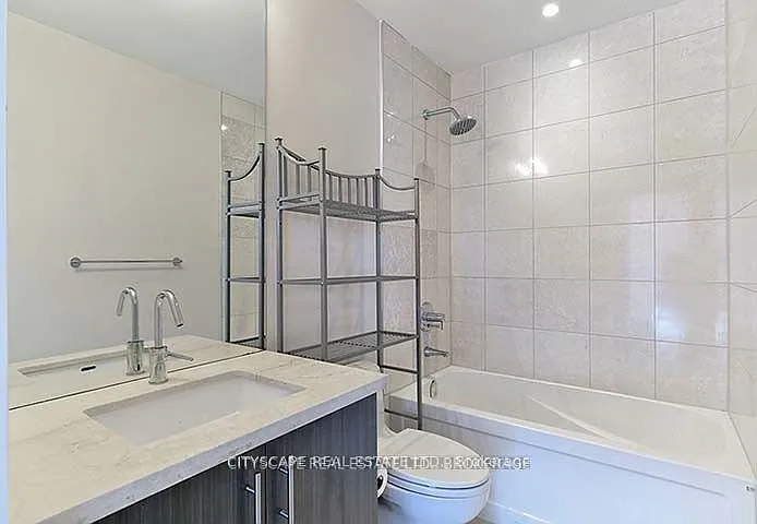 29 Queens Quay E #1001 — Photo 10