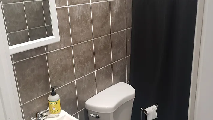 Rented by Nooklyn NYC LLC | media 27