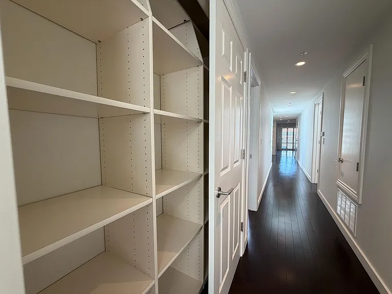 2050 Divisadero St #3 — Photo 32