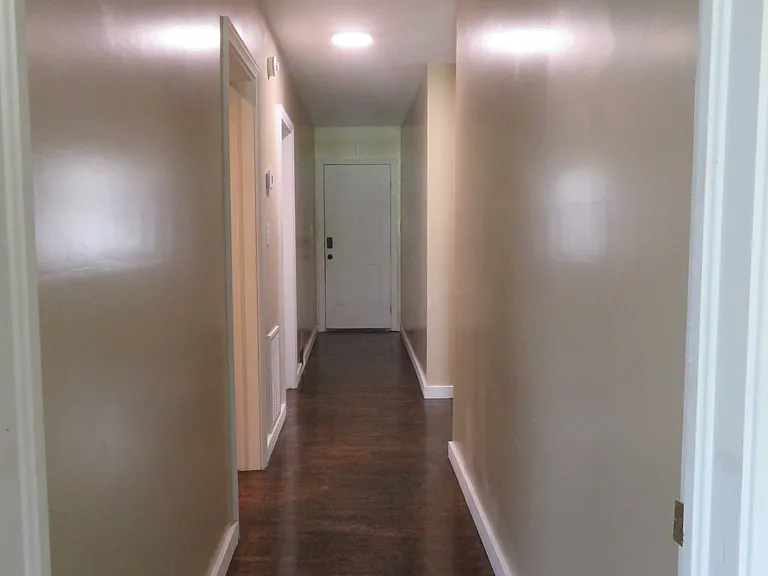 303 Flat Rock Rd — Photo 5