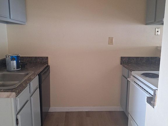 5th image of 2127 Audubon Ave APT 96