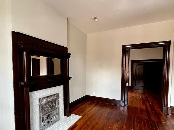4th image of 3251 Oregon Ave #2