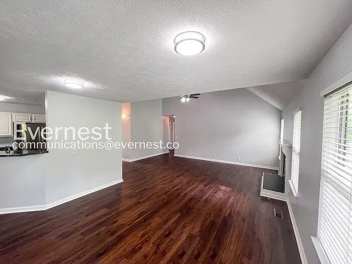 1813 Bryce Cir — Photo 5