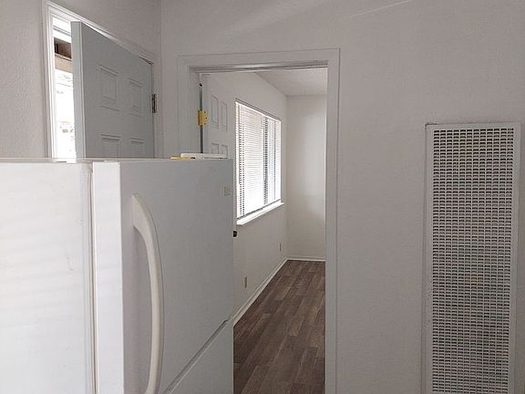 3rd image of 1053 Takela Dr APT 3