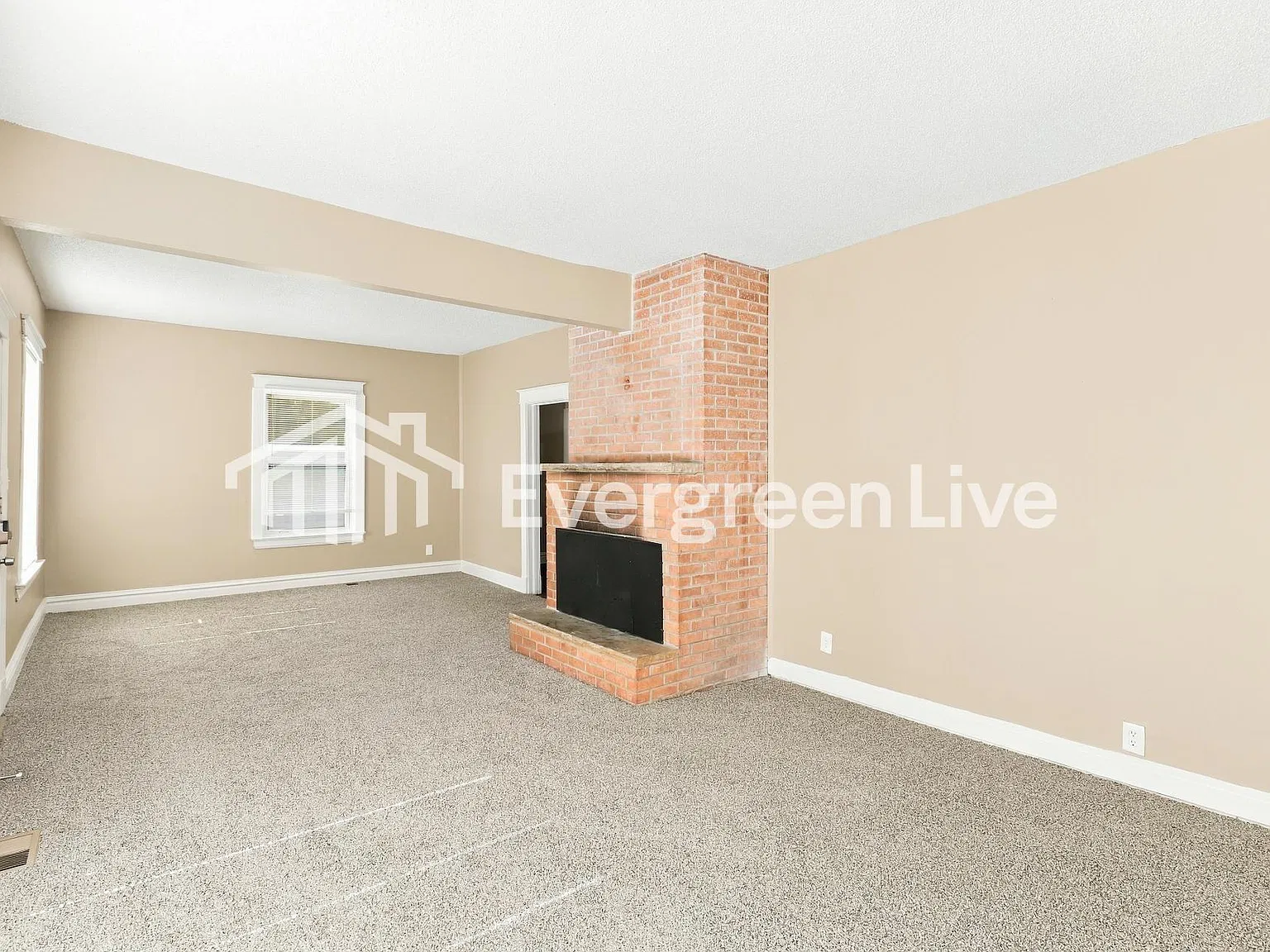 3 bed, 1.0 bath, 1485 sqft, $1,395 — Photo 4