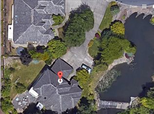14216 NW Lakeshore Ct, Portland, OR