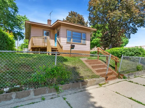981 Seminary Ave, Saint Paul, MN 55104
