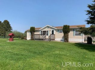 10452 U.25 Rd, Rapid River, MI 49878