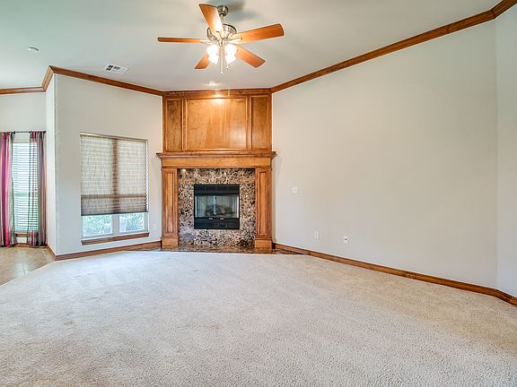 3rd image of 10405 Walnut Hollow Dr
