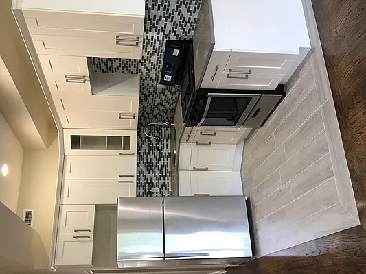 Rented by Greenland Group Realty | media 1