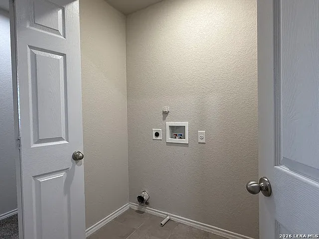 1139 Renee Way — Photo 16