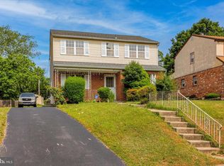 6 Llandaff Rd, Havertown, PA 19083