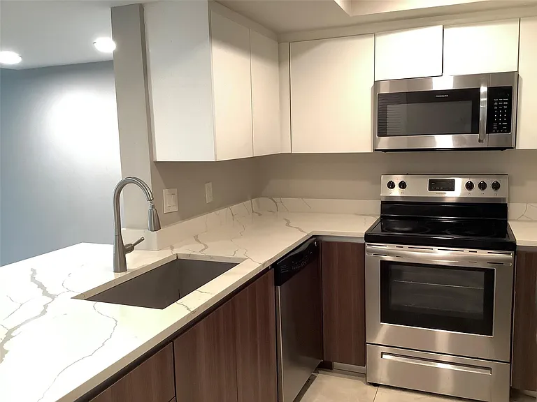 65 Deer Creek Rd #H102 — Photo 10
