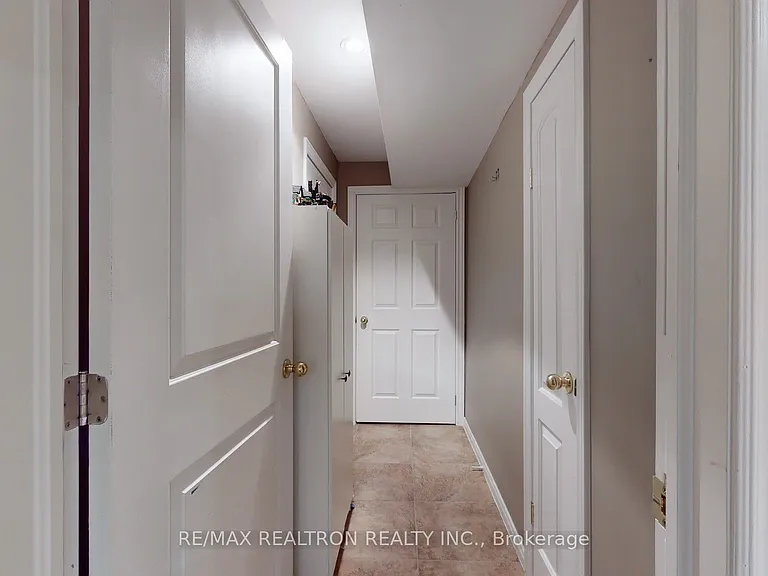 275 Peak Point Blvd — Photo 32