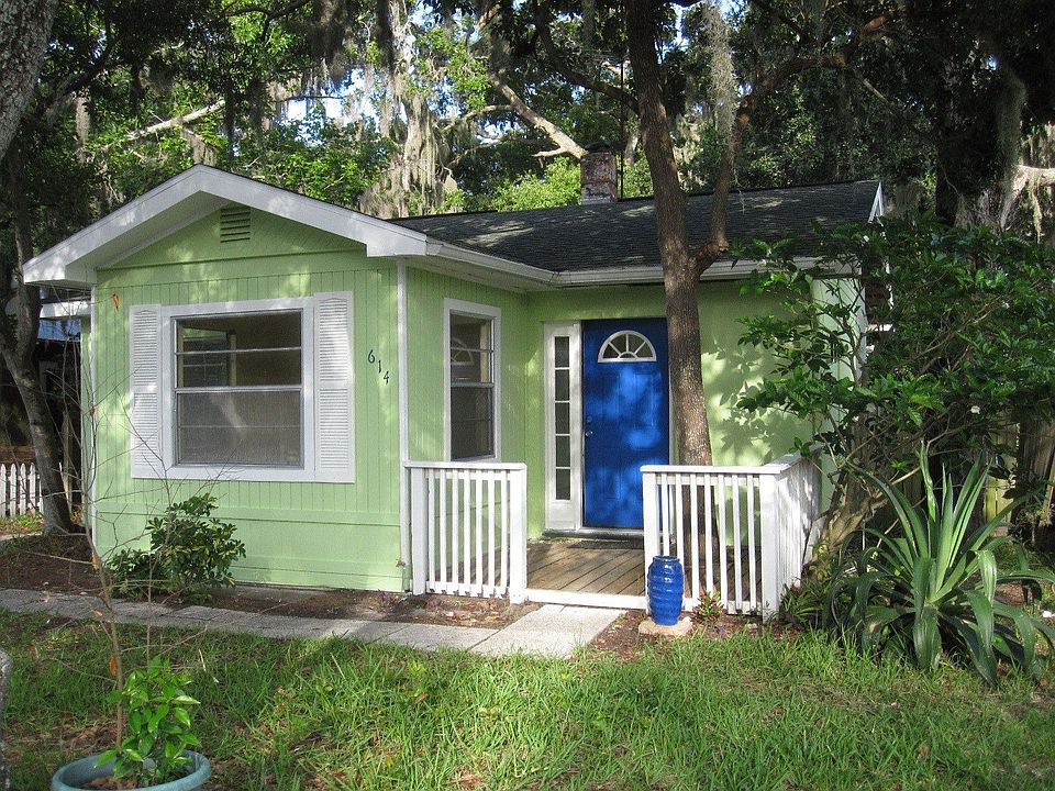 Front Porch & Door