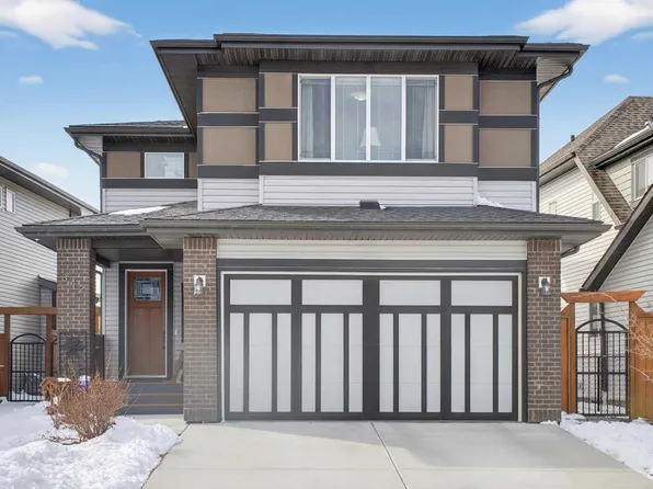 342 E Reunion Grn NW, Airdrie, AB T4B 3W5