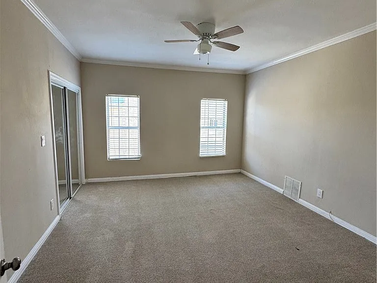 1046 S Citrus Ave — Photo 57
