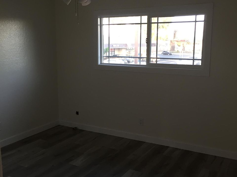 1st image of 2801 W Edinger Ave