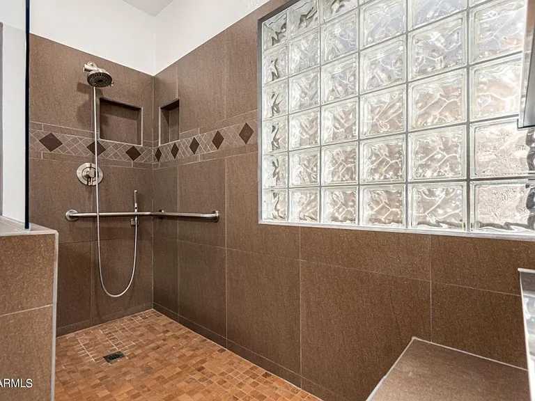 10847 W Avenida Del Rey — Photo 18