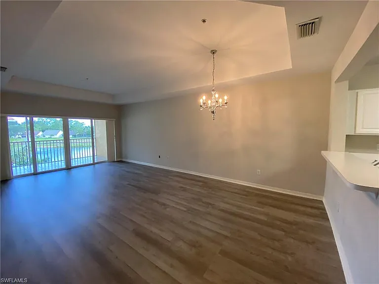 10010 Maddox Ln #315 — Photo 23